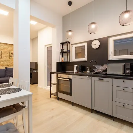 Apartment Cs14 Silver